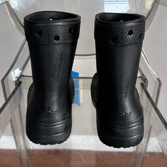Barely worn: Crocs Classic Rainboot-Size M5/W7-Black - Picture 2 of 3